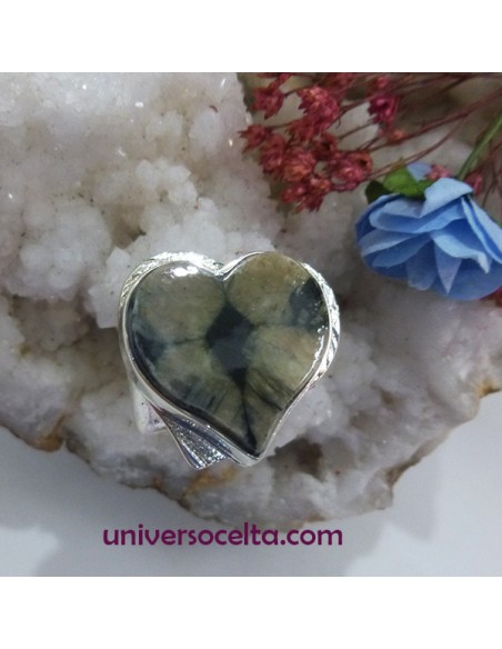 Anillo corazones ajustable con Quiastolita RAQ