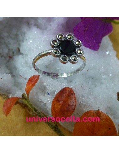 R1010 Anillo con Azabache y Marquesitas